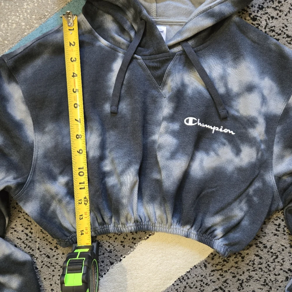 Champion tie dye custom cropped hoodie, S, EUC - Picture 9 of 11